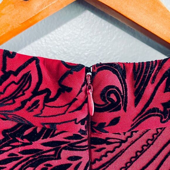 SL Fashions Red and Black Shift Dress with Velvet Texture Women Plus Size 14 - Picture 5 of 7